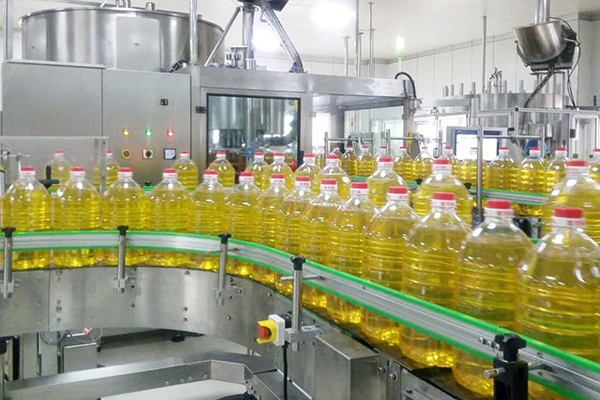 PG电子游戏科技浅谈半自动液态灌装机
